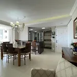 Apartamento No Centro De Florianopolis